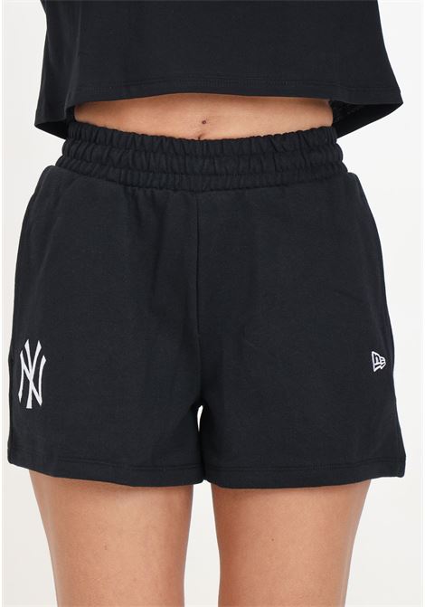 New York Yankees MLB Lifestyle Women's Shorts Black NEW ERA | 60435308.