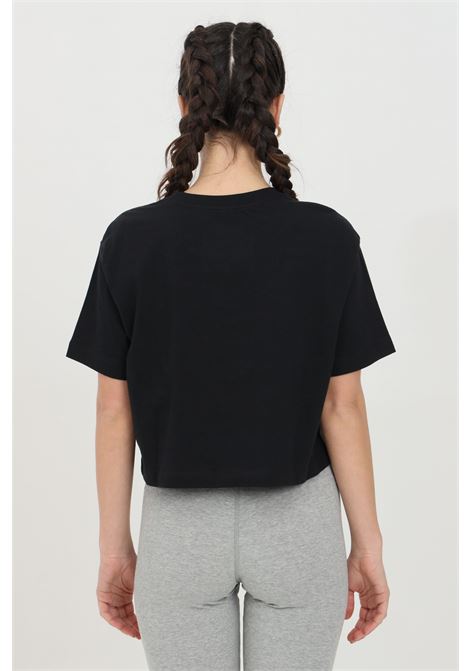 T-shirt crop nera da donna con stampa logo NIKE | T-shirt | BV6175010
