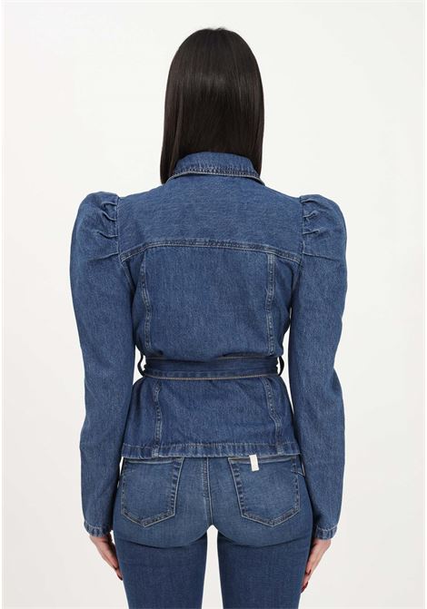 Camicia da donna in denim con cintura ONLY | 15235675Medium Blue Denim