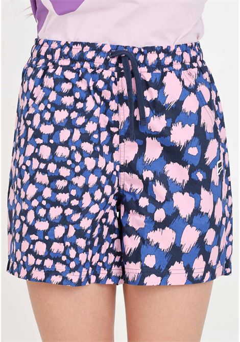 Shorts da donna multicolor Downtown woven kitten club navy aop PUMA | Shorts | 62436914
