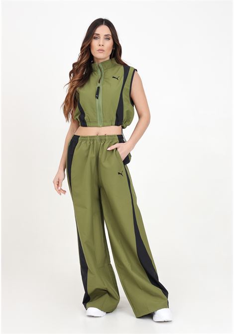 Pantaloni da donna Dare to parachute verde oliva PUMA | Pantaloni | 62557133