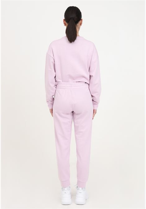 Pantaloni da donna tuta rosa better essentials crew PUMA | Pantaloni | 67598960