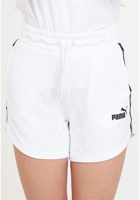 Shorts da donna bianchi e neri Ess Tape PUMA | Shorts | 67792402