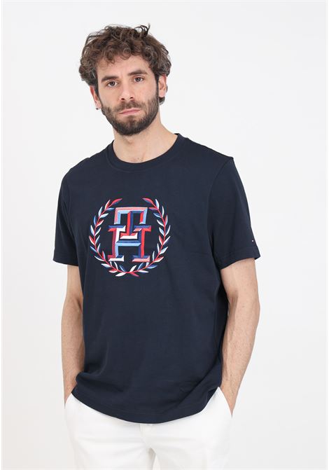 T-shirt da uomo blu notte con maxi ricamo logo sul davanti TOMMY HILFIGER | T-shirt | MW0MW34393DW5DW5