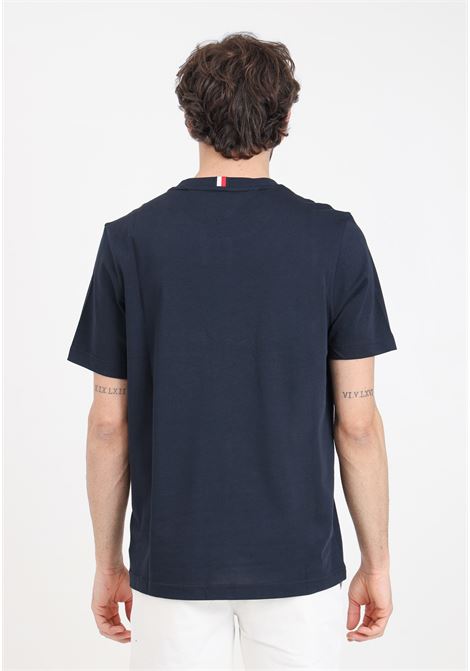 T-shirt da uomo blu notte con maxi ricamo logo sul davanti TOMMY HILFIGER | T-shirt | MW0MW34393DW5DW5