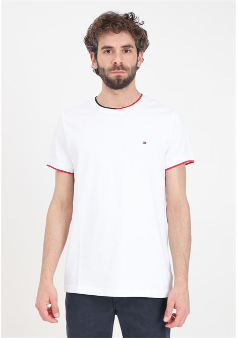 T-shirt da uomo bianca con ricamo logo bandierina TOMMY HILFIGER | MW0MW34439YBRYBR