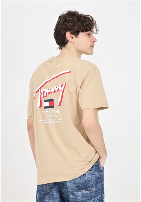 T-shirt da uomo beige Reg 3D Street TOMMY JEANS | T-shirt | DM0DM18574AB0AB0