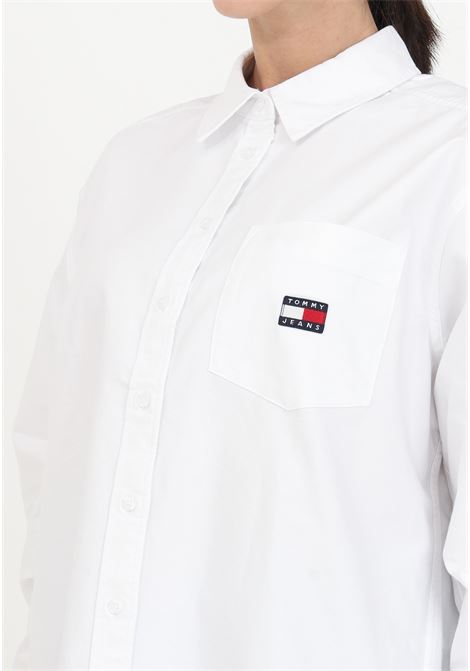 White boyfriend fit women's shirt TOMMY JEANS | Shirt | DW0DW17351YBRYBR