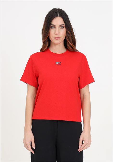 T-shirt rossa da donna con logo TOMMY JEANS | T-shirt | DW0DW17391XNLXNL