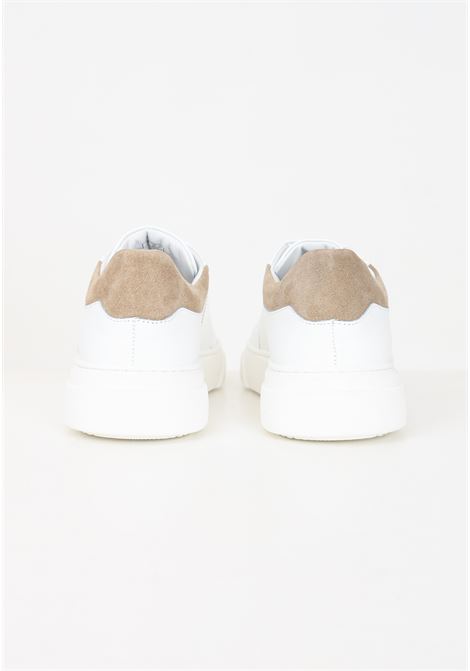 Sneakers uomo bianche e color cuoio con lettering logo stampato VALENTINO | 92S3909VITW-CUOIO